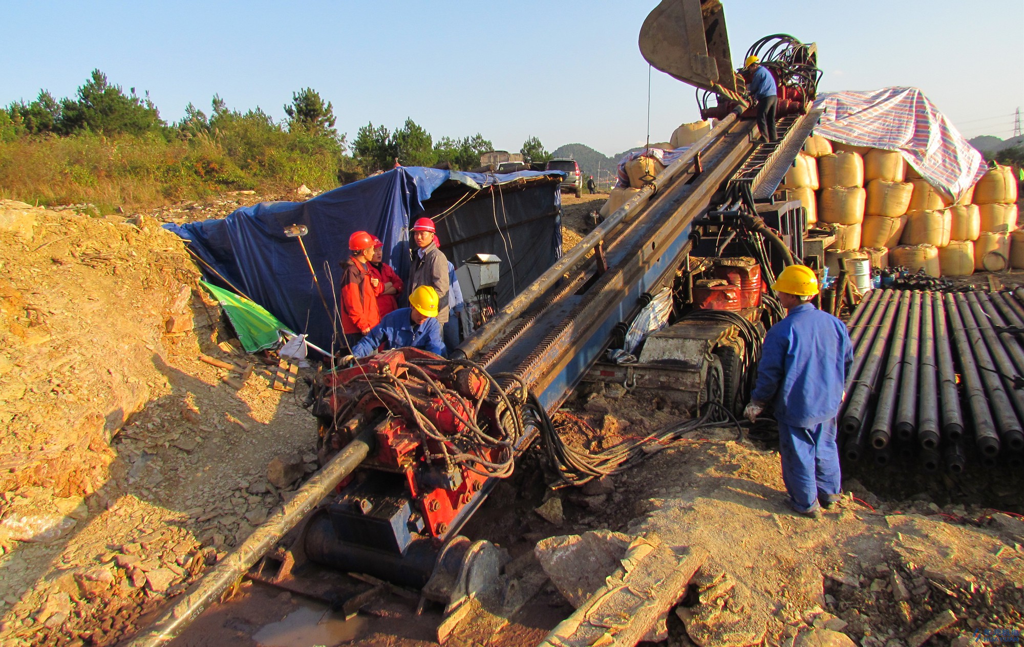 黔渝线上，PG电子公司承建的12项穿越工程已完工11项